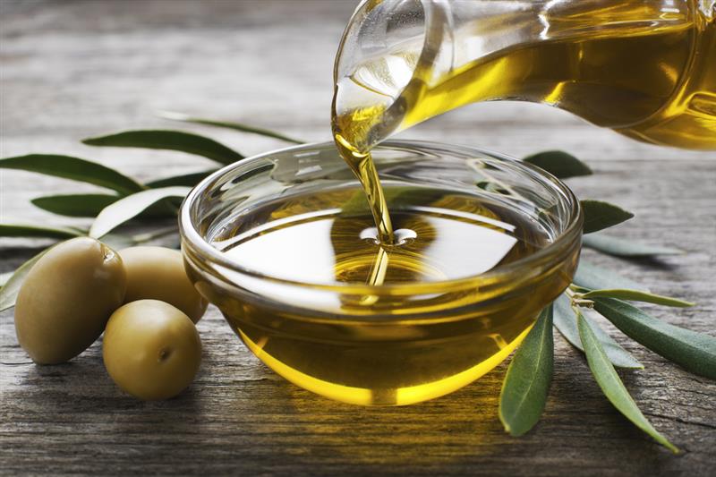 Multiplele beneficii ale uleiului de masline 